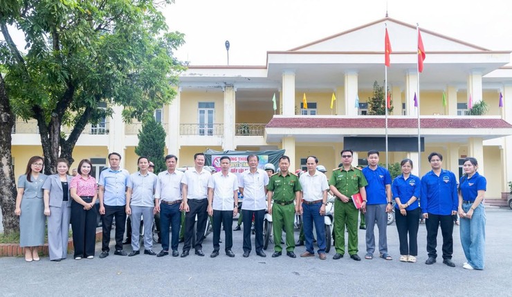 XÃ ỨNG THIÊN PHÁT ĐỘNG CHIẾN DỊCH TRUYỀN THÔNG PHÒNG, CHỐNG MA TÚY NĂM 2026- Ảnh 6.