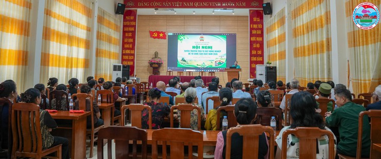 HỘI NÔNG DÂN XÃ HƯNG ĐẠO TỔ CHỨC HỘI NGHỊ TUYÊN TRUYỀN TẬP TRUNG TÍCH TỤ ĐẤT NÔNG NGHIỆP ĐỂ TỔ CHỨC SẢN XUẤT NĂM 2026- Ảnh 2.