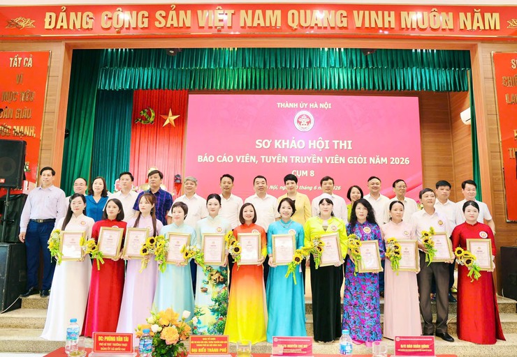 ĐỒNG CHÍ VI HẢI YẾN XUẤT SẮC ĐẠT GIẢI NHÌ VÀ GIẢI THUYẾT TRÌNH XUẤT SẮC NHẤT TẠI HỘI THI BÁO CÁO VIÊN, TUYÊN TRUYỀN VIÊN GIỎI THÀNH PHỐ HÀ NỘI NĂM 2026- Ảnh 1.