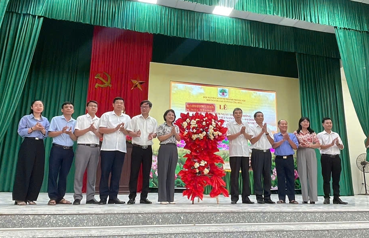 HỘI NGƯỜI CAO TUỔI XÃ ỨNG HOÀ KỶ NIỆM 85 NĂM NGÀY TRUYỀN THỐNG VÀ SƠ KẾT CÔNG TÁC 6 THÁNG ĐẦU NĂM 2026.- Ảnh 1.