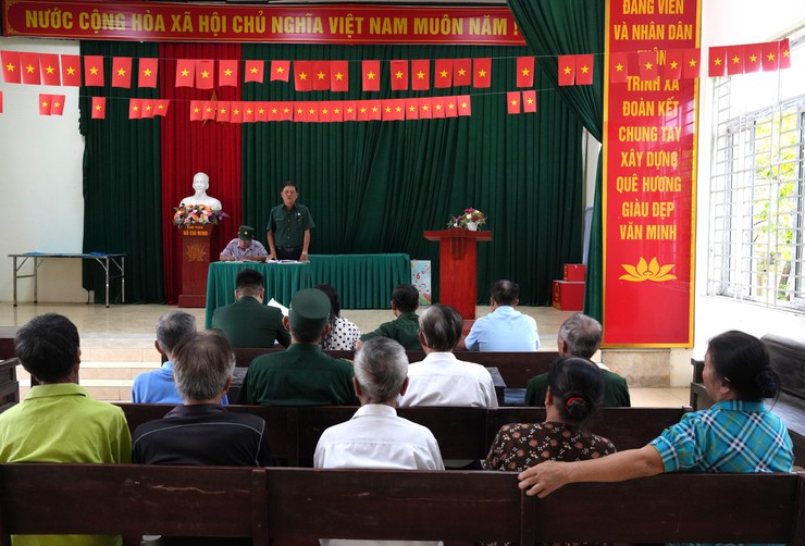Tuyên truyền công tác GPMB dự án Khu đô thị thể thao Quốc tế Hà Nội tại thôn Trình Xá- Ảnh 1.