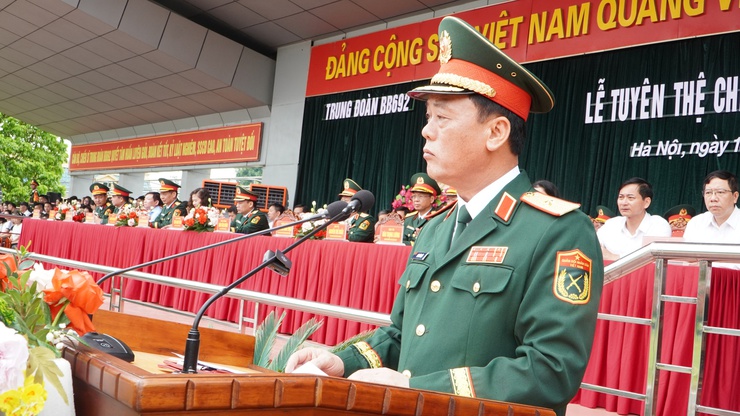 Lãnh đạo xã Đại Xuyên tham dự lễ tuyên thệ chiến sĩ mới của Trung đoàn Bộ binh 692- Ảnh 6.
