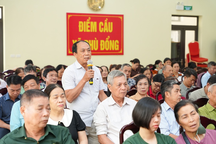 HĐND xã Phù Đổng tổ chức Hội nghị tiếp xúc cư tri trước kỳ họp thứ II HĐND xã Phù Đổng khóa XXII nhiệm kỳ 2026-2031.- Ảnh 7.