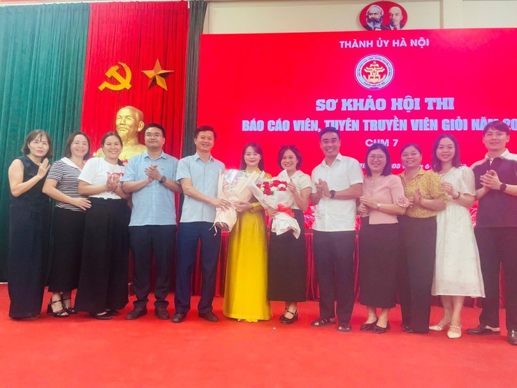 Xã Hồng Vân đạt giải nhì vòng sơ khảo hội thi báo cáo viên, tuyên truyền viên giỏi cấp thành phố cụm số 7- Ảnh 1.