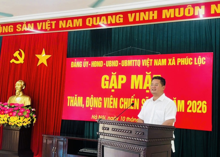 Phúc Lộc thăm, tặng quà động viên chiến sỹ mới tại Trung đoàn Bộ binh cơ giới 102- Ảnh 2.