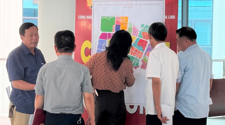 Cầu Giấy: Lấy ý kiến đóng góp dự thảo về phương án sắp xếp tổ dân phố trên địa bàn phường.- Ảnh 5.
