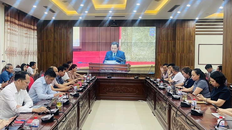 Thành ủy Hà Nội tổ chức Hội nghị sơ kết một năm vận hành chính quyền địa phương hai cấp- Ảnh 5.