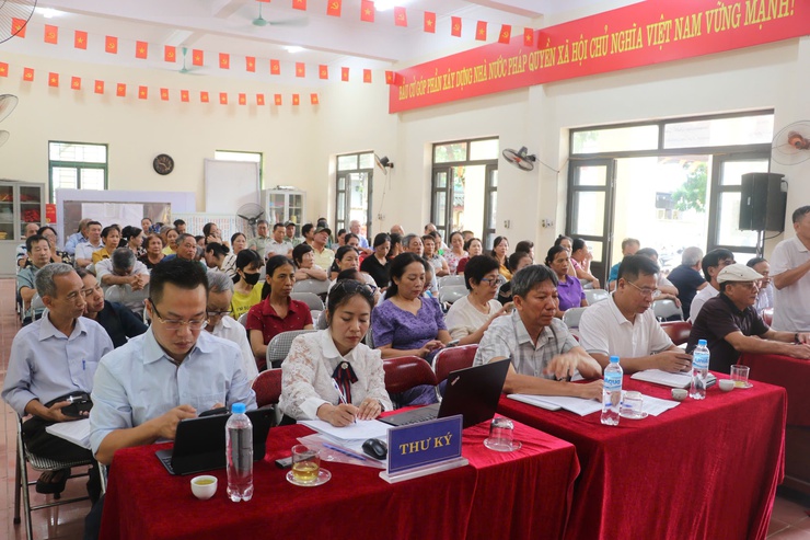 HĐND xã Phù Đổng tổ chức Hội nghị tiếp xúc cư tri trước kỳ họp thứ II HĐND xã Phù Đổng khóa XXII nhiệm kỳ 2026-2031.- Ảnh 1.