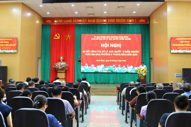 Phường Xuân Đỉnh Sơ kết 6 tháng đầu năm 2026 công tác điều hành, xử lý và giải quyết 05 điểm nghẽn trên địa bàn.- Ảnh 2.