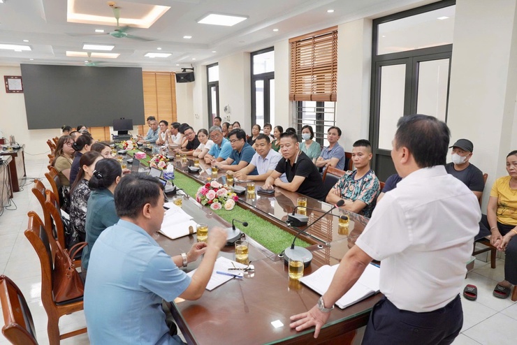 Xã Thiên Lộc tổ chức hội nghị thông tin về việc phá dỡ, di chuyển tài sản phục vụ dự án cầu Thượng Cát và đường hai đầu cầu- Ảnh 2.