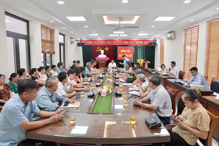 Xã Thiên Lộc tổ chức hội nghị thông tin về việc phá dỡ, di chuyển tài sản phục vụ dự án cầu Thượng Cát và đường hai đầu cầu- Ảnh 1.