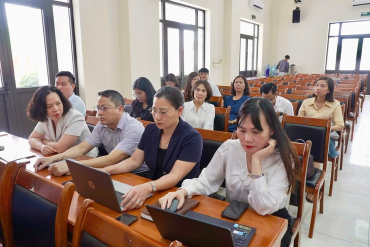 Xã Thiên Lộc tham dự Hội nghị sơ kết một năm vận hành bộ máy của hệ thống chính trị và chính quyền địa phương hai cấp thành phố Hà Nội- Ảnh 6.