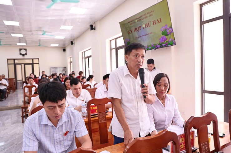 Phiên chất vấn tại kỳ họp thứ hai HĐND xã Hòa Xá khóa II: tập trung giải quyết những vấn đề dân sinh bức thiết- Ảnh 5.