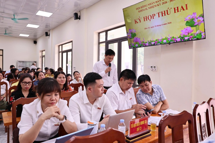 Phiên chất vấn tại kỳ họp thứ hai HĐND xã Hòa Xá khóa II: tập trung giải quyết những vấn đề dân sinh bức thiết- Ảnh 8.