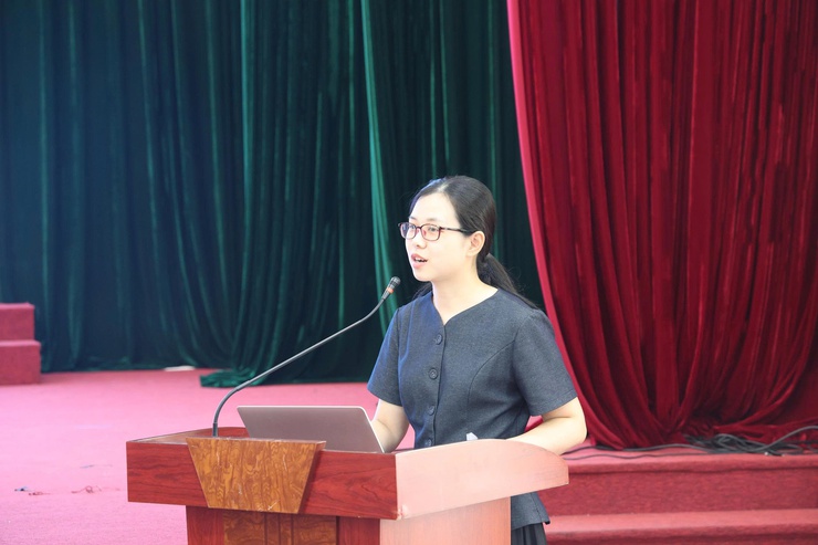 Xã Vĩnh Thanh tổ chức hội nghị đào tạo, hướng dẫn sử dụng hệ thống quản trị thực thi nhiệm vụ và đánh giá cán bộ gắn với đo lường hiệu suất công việc (OKR/KPI)- Ảnh 4.