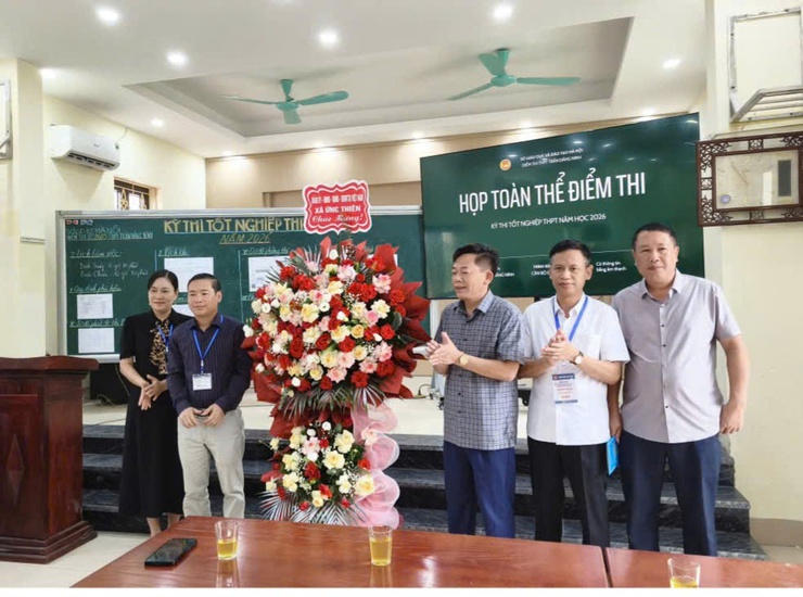 SẴN SÀNG MỌI PHƯƠNG ÁN CHO KỲ THI TỐT NGHIỆP THPT NĂM 2026 AN TOÀN, ĐÚNG QUY CHẾ- Ảnh 2.
