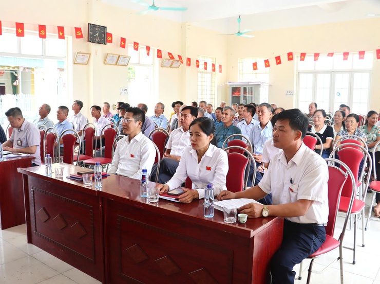Tổ đại biểu số 7 tiếp xúc cử tri trước kỳ họp thứ Ba HĐND xã tại Nhà văn hoá thôn Thần Quy- Ảnh 2.