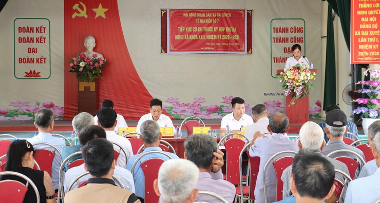 Tổ đại biểu số 7 tiếp xúc cử tri trước kỳ họp thứ Ba HĐND xã tại Nhà văn hoá thôn Thần Quy- Ảnh 1.