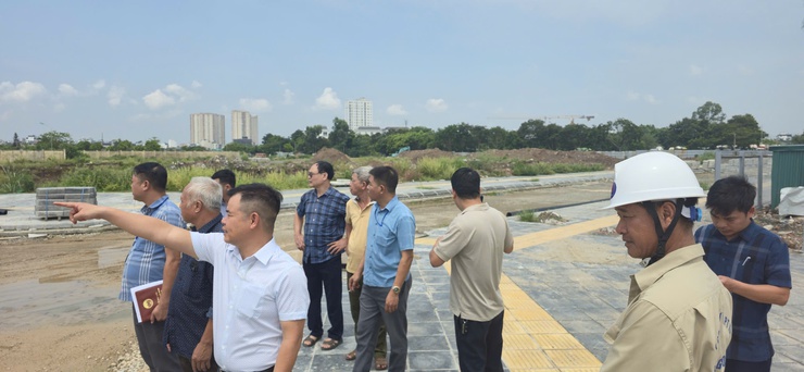 Ban Thường trực Uỷ ban MTTQ Việt Nam phường Long Biên, Ban giám sát đầu tư của cộng đồng giám sát 02 dự án đầu tư công trên địa bàn phường- Ảnh 2.