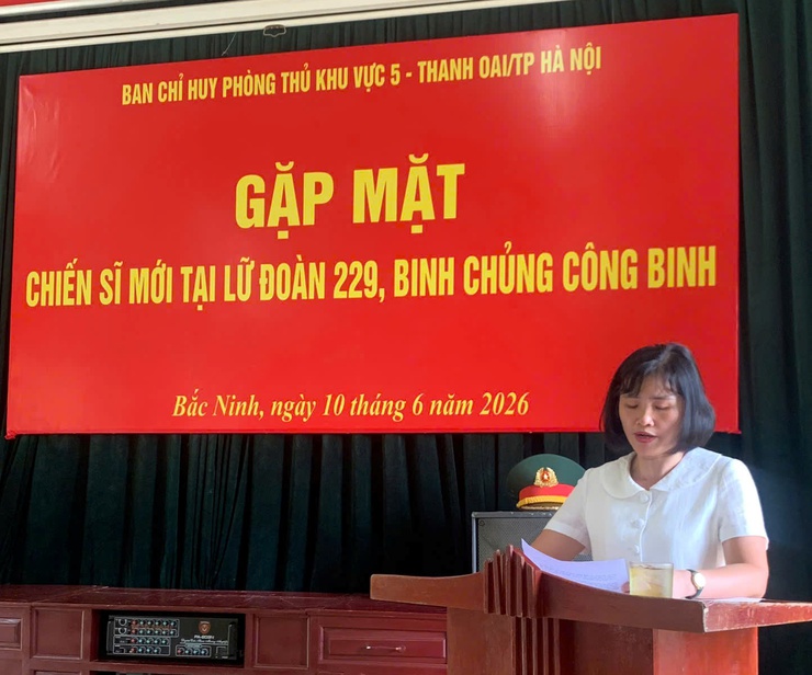 Xã Phú Xuyên tổ chức các đoàn thăm, động viên, tặng quà chiến sĩ mới năm 2026- Ảnh 7.