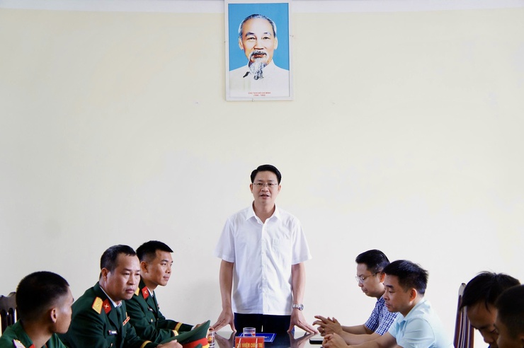 Lãnh đạo Phường Phú Thượng dự lễ tuyên thệ chiến sĩ mới năm 2026 tại Lữ đoàn Pháo binh 45 thuộc Bộ Tư lệnh Pháo binh - Tên lửa- Ảnh 7.