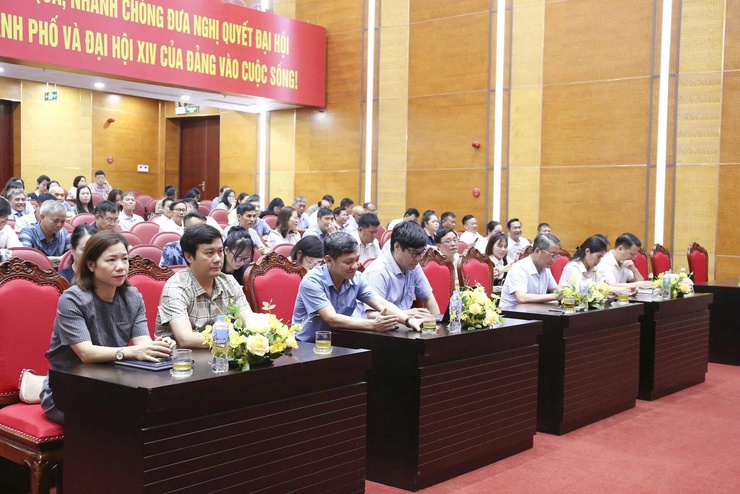ĐẢNG ỦY XÃ SÓC SƠN TỔ CHỨC HỘI NGHỊ NGHIÊN CỨU, HỌC TẬP VÀ QUÁN TRIỆT NGHỊ QUYẾT SỐ 02-NQ/TW NGÀY 17/3/2026 CỦA BỘ CHÍNH TRỊ- Ảnh 2.