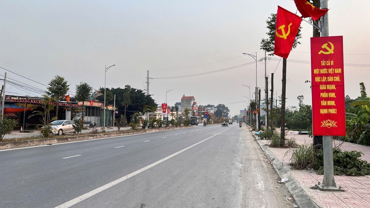 GIỮ VỈA HÈ THÔNG THOÁNG, QUỐC LỘ 21B AN TOÀN, VĂN MINH- Ảnh 4.