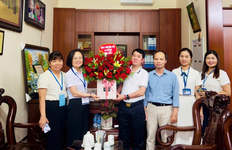 Lãnh đạo xã Kiều Phú kiểm tra công tác chuẩn bị Kỳ thi tốt nghiệp THPT năm 2026 tại Điểm thi THPT Minh Khai- Ảnh 1.