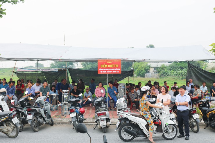 HƠN 1.680 THÍ SINH XÃ QUỐC OAI TỰ TIN BƯỚC VÀO NGÀY THI ĐẦU TIÊN KỲ THI TỐT NGHIỆP THPT NĂM 2026- Ảnh 27.