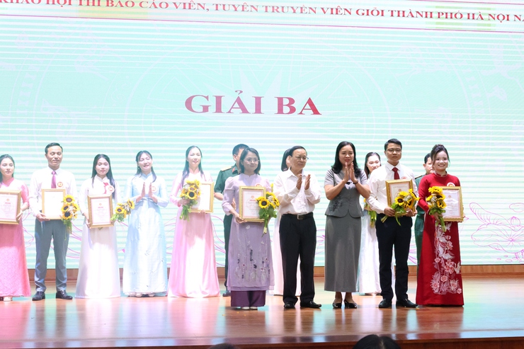 Xã Hòa Phú: Xuất sắc giành giải Ba tại Hội thi Báo cáo viên, tuyên truyền viên giỏi thành phố Hà Nội năm 2026 - Cụm thi số 9- Ảnh 8.