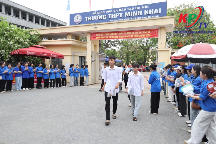 Điểm thi Trường THPT Minh Khai sẵn sàng cho ngày thi đầu tiên Kỳ thi tốt nghiệp THPT năm 2026- Ảnh 9.