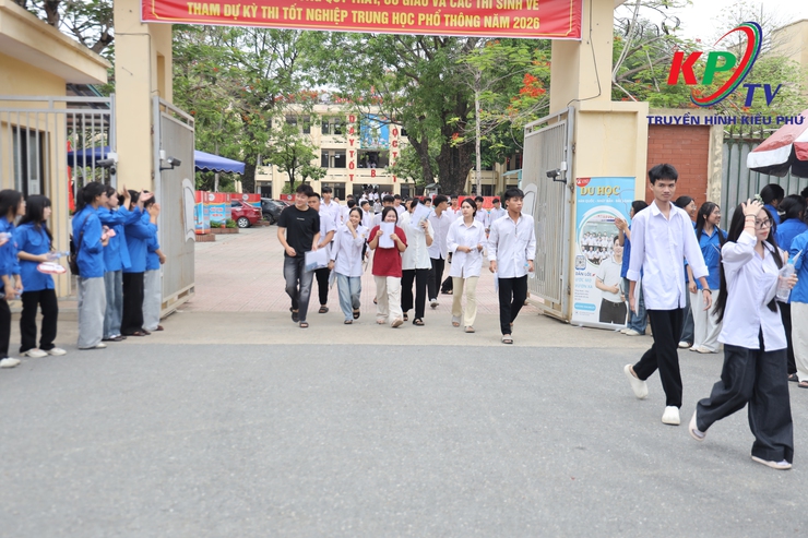 Điểm thi Trường THPT Minh Khai sẵn sàng cho ngày thi đầu tiên Kỳ thi tốt nghiệp THPT năm 2026- Ảnh 10.