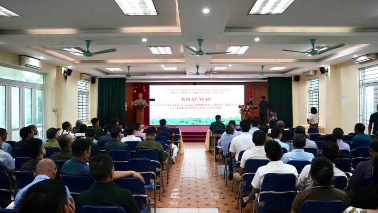 Phường Yên Nghĩa khai mạc huấn luyện đội xung kích phòng, chống thiên tai và tìm kiếm cứu nạn năm 2026- Ảnh 3.