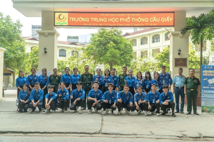 TUỔI TRẺ PHƯỜNG NGHĨA ĐÔ CHUNG TAY TIẾP SỨC MÙA THI NĂM 2026- Ảnh 1.