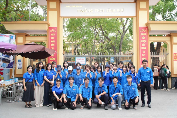 Thí sinh Tây Phương bước vào môn thi đầu tiên Kỳ thi tốt nghiệp THPT năm 2026- Ảnh 3.