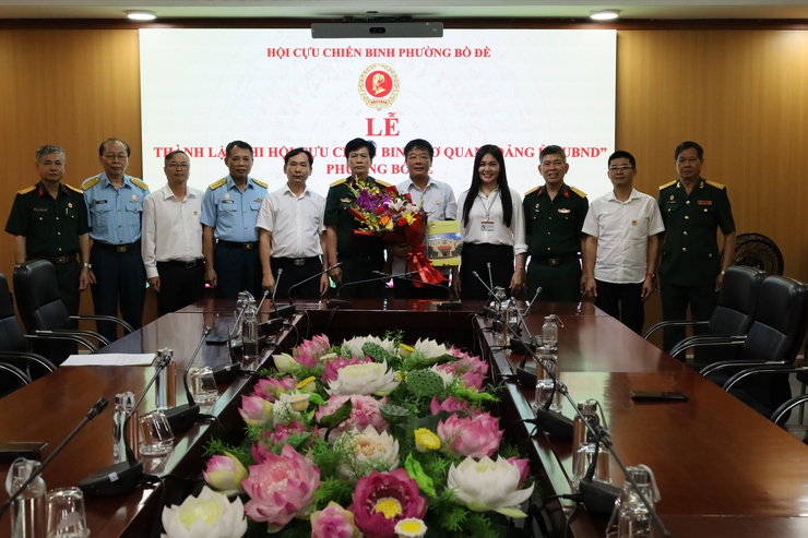 Lễ ra mắt và công bố Quyết định thành lập Chi hội CCB cơ quan Đảng uỷ - UBND phường Bồ Đề- Ảnh 6.