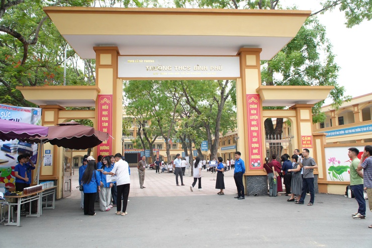 Thí sinh Tây Phương bước vào môn thi đầu tiên Kỳ thi tốt nghiệp THPT năm 2026- Ảnh 6.