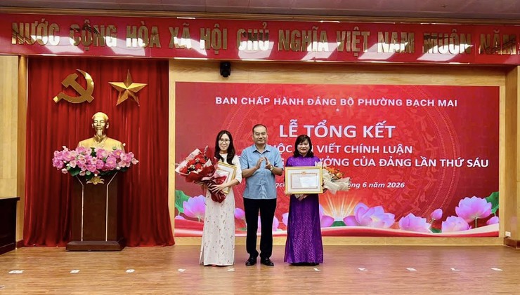 PHƯỜNG BẠCH MAI TỔNG KẾT CUỘC THI CHÍNH LUẬN BẢO VỆ NỀN TẢNG TƯ TƯỞNG CỦA ĐẢNG LẦN THỨ SÁU, NĂM 2026- Ảnh 4.