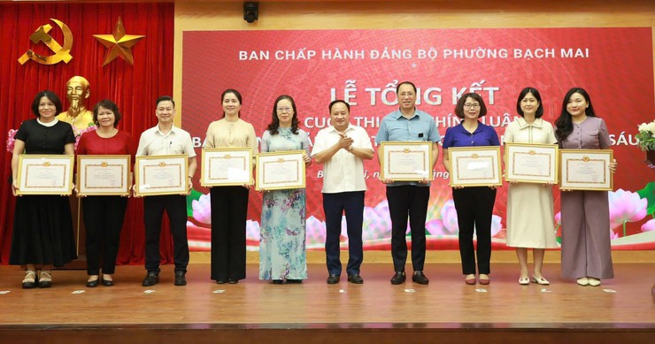PHƯỜNG BẠCH MAI TỔNG KẾT CUỘC THI CHÍNH LUẬN BẢO VỆ NỀN TẢNG TƯ TƯỞNG CỦA ĐẢNG LẦN THỨ SÁU, NĂM 2026- Ảnh 2.