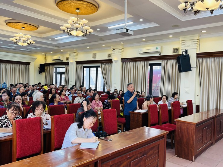 ĐƠN VỊ BẦU CỬ SỐ 1, 2 PHƯỜNG VĂN MIẾU - QUỐC TỬ GIÁM TỔ CHỨC HỘI NGHỊ TIẾP XÚC CỬ TRI TRƯỚC KỲ HỌP THỨ 3 HĐND PHƯỜNG KHÓA II, NHIỆM KỲ 2026 - 2031- Ảnh 4.