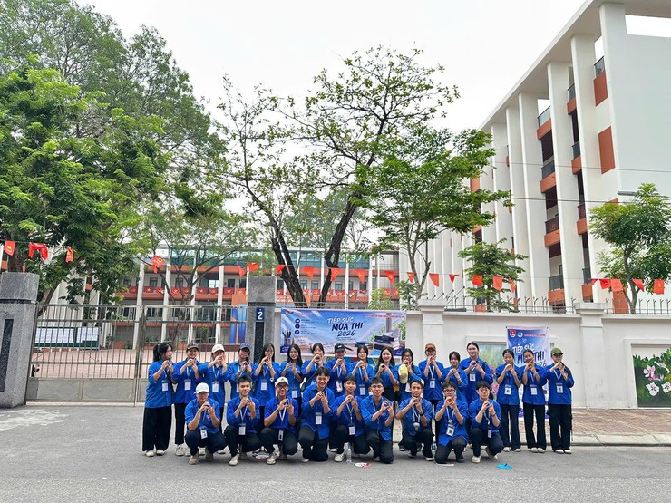 TUỔI TRẺ SÓC SƠN ĐỒNG HÀNH CÙNG SĨ TỬ TRONG KỲ THI TỐT NGHIỆP THPT NĂM 2026- Ảnh 1.