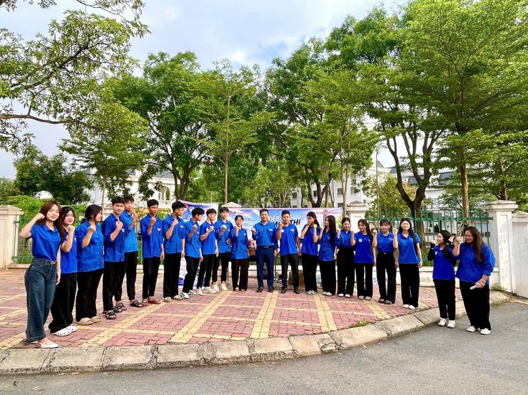 TUỔI TRẺ SÓC SƠN ĐỒNG HÀNH CÙNG SĨ TỬ TRONG KỲ THI TỐT NGHIỆP THPT NĂM 2026- Ảnh 3.