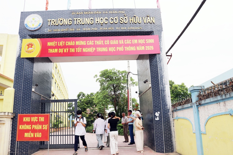 Hơn 1.000 thí sinh bước vào Kỳ thi tốt nghiệp THPT năm 2026 trên địa bàn xã Trần Phú- Ảnh 7.