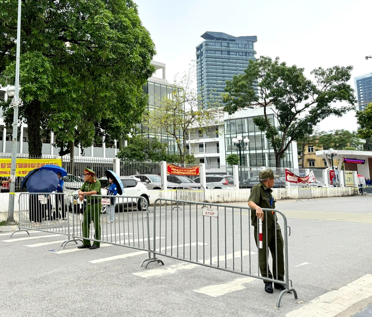 Phường Phú Thượng đồng hành cùng sĩ tử, bảo đảm Kỳ thi tốt nghiệp THPT năm 2026 an toàn, thuận lợi- Ảnh 2.