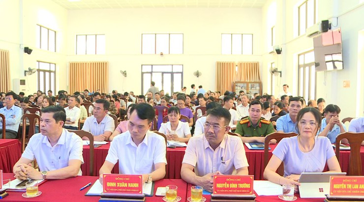 UBND xã Phúc Lộc tổ chức Hội nghị triển khai công tác lấy ý kiến cử tri đại diện hộ gia đình đối với Đề án sắp xếp thôn trên địa bàn- Ảnh 2.