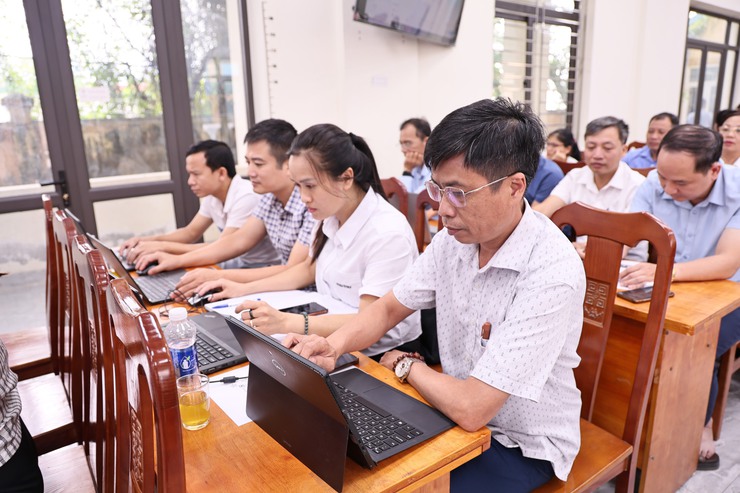 NÂNG CAO HIỆU QUẢ QUẢN TRỊ, ĐIỀU HÀNH: XÃ HOÀ XÁ TRIỂN KHAI TẬP HUẤN HANOIWORK VÀ OKR/KPI- Ảnh 6.