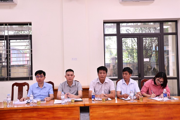 HOÀ XÁ LẮNG NGHE NHÂN DÂN ĐỂ ĐỔI MỚI VÀ NÂNG CAO HIỆU QUẢ GIẢI QUYẾT THỦ TỤC HÀNH CHÍNH TẠI ĐỊA PHƯƠNG- Ảnh 3.