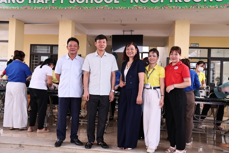 ẤM ÁP MÙA THI TẠI HOÀ XÁ – CHUNG SỨC VÌ MỘT KỲ THI AN TOÀN, NGHĨA TÌNH- Ảnh 3.