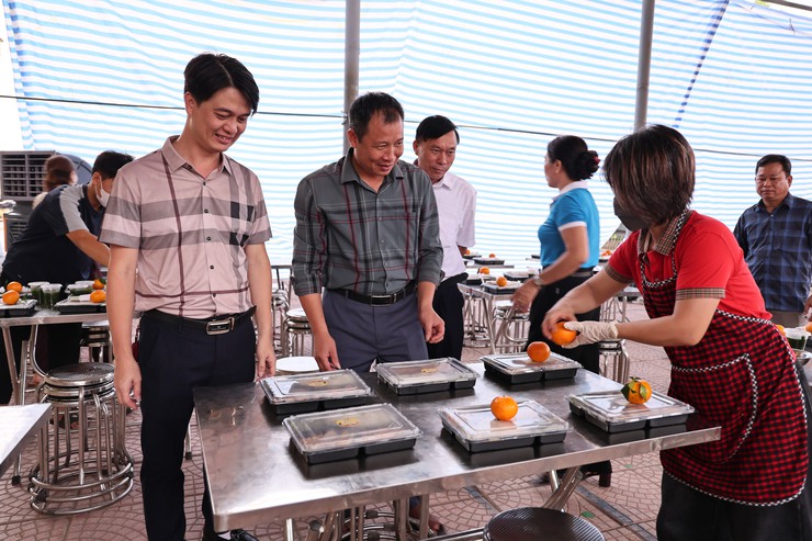 ẤM ÁP MÙA THI TẠI HOÀ XÁ – CHUNG SỨC VÌ MỘT KỲ THI AN TOÀN, NGHĨA TÌNH- Ảnh 6.