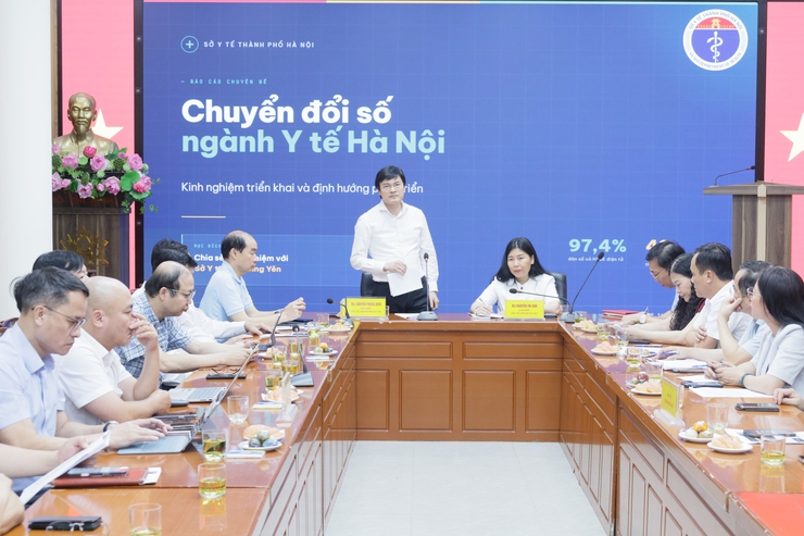 Sở Y tế Hà Nội làm việc với đoàn công tác Sở Y tế tỉnh Hưng Yên về chuyển đổi số y tế- Ảnh 1.